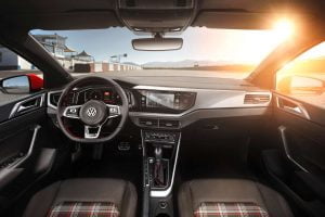 Фото салона Volkswagen Golf GTI 2018 года