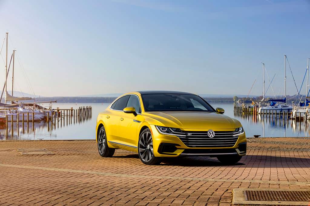 Volkswagen Arteon R-Line Package Volkswagen Arteon R-Line Package