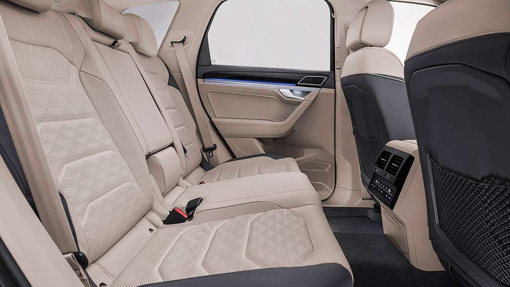 Задние сиденья VW Touareg 2019 Задние сиденья VW Touareg 2019