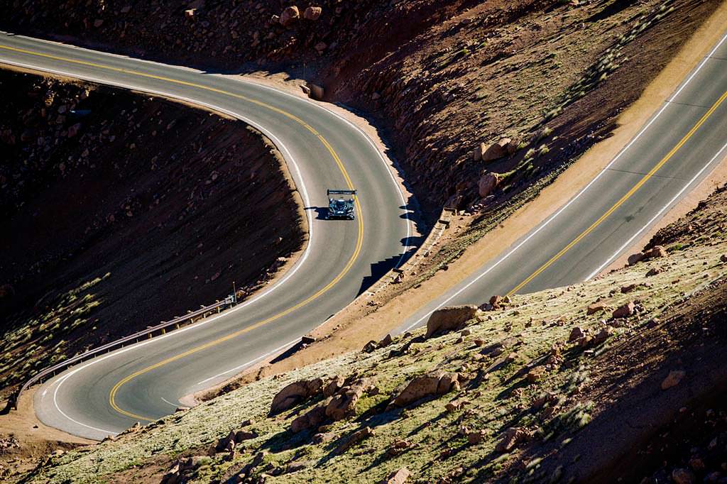 Гонка в облака Volkswagen I.D. R Pikes Peak 2018 года Гонка в облака Volkswagen I.D. R Pikes Peak 2018 года