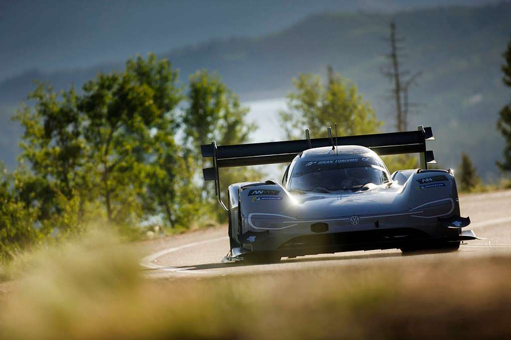 Volkswagen I.D. R Pikes Peak - абсолютный рекордсмен Volkswagen I.D. R Pikes Peak - абсолютный рекордсмен