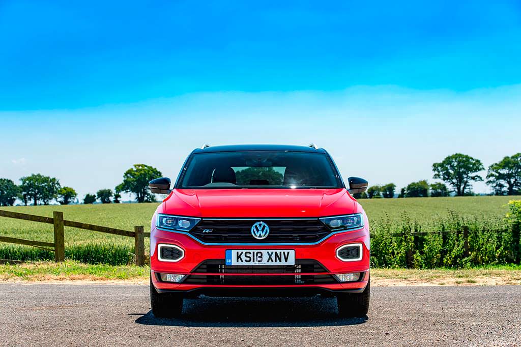 Дизельный Volkswagen T-Roc 1.6 TDI Дизельный Volkswagen T-Roc 1.6 TDI