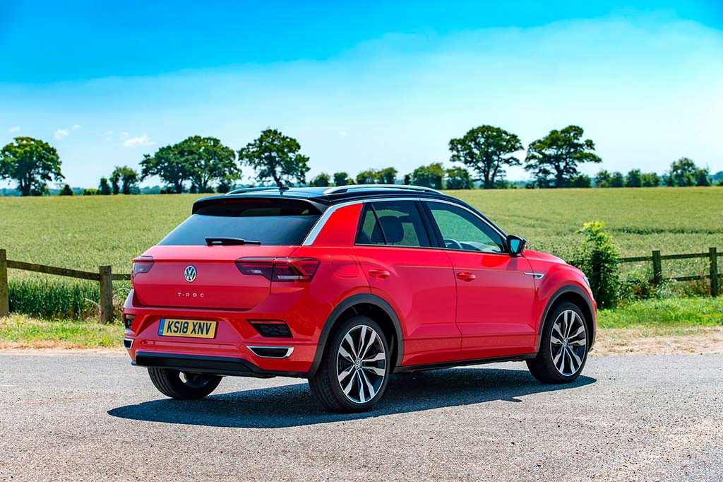 Volkswagen T-Roc 1.6 TDI. Цена от $27 810 Volkswagen T-Roc 1.6 TDI. Цена от $27 810