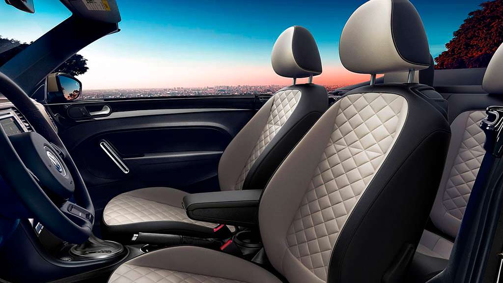 Фото салона Volkswagen Beetle Final Edition 2019 Фото салона Volkswagen Beetle Final Edition 2019