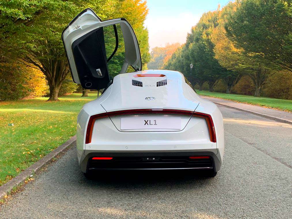 Volkswagen XL1: расход топлива 0,9-литра на 100 км Volkswagen XL1: расход топлива 0,9-литра на 100 км