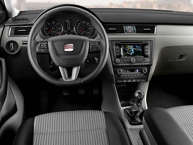 Салон SEAT Toledo Салон SEAT Toledo