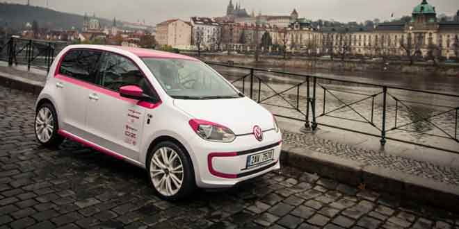 Малыш Volkswagen up! приспособили для малышей | фото