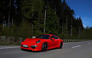 Porsche 911 Carrera S в легком стайлинге от TechArt