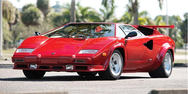 Суперкар Lamborghini Countach 5000 QV