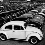 Новые VW Beetle на территории завода Volkswgaen