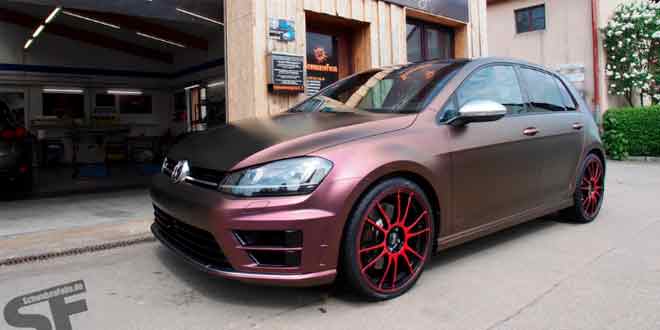 Volkswagen Golf R в эксклюзивном цвете от SchwabenFolia | фото