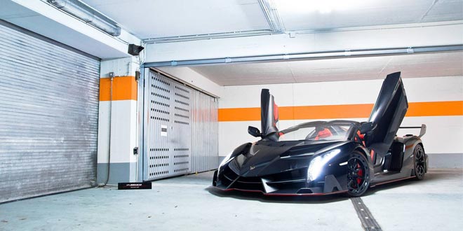 Lamborghini Veneno Roadster