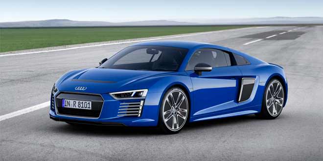 И всё-же они разные: Audi R8 e-tron показали в Женеве