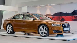 Audi S8