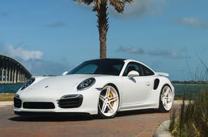 Porsche 911 Turbo S на дисках ADV.1 Wheels