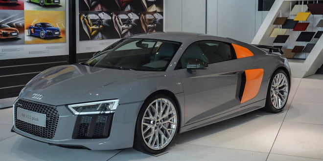Audi R8 V10 Plus цвета Nardo Gray от Audi Exclusive | фото