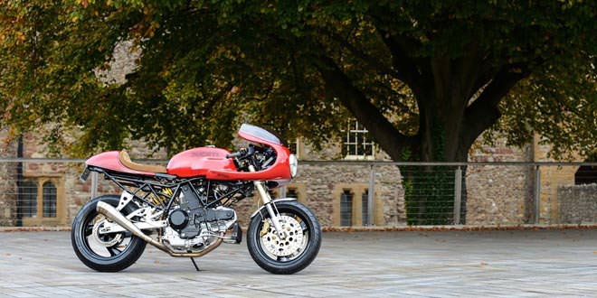 Ducati 900SS