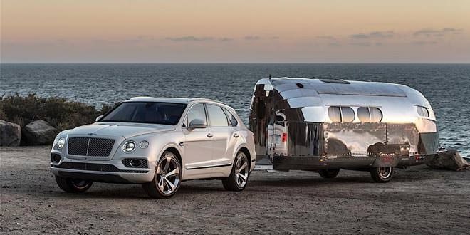 Внедорожник Bentley Bentayga с трейлером Bowlus Road Chief