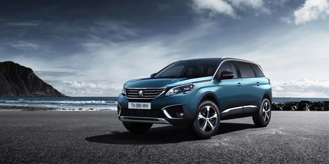 Семиместный кроссовер Peugeot 5008