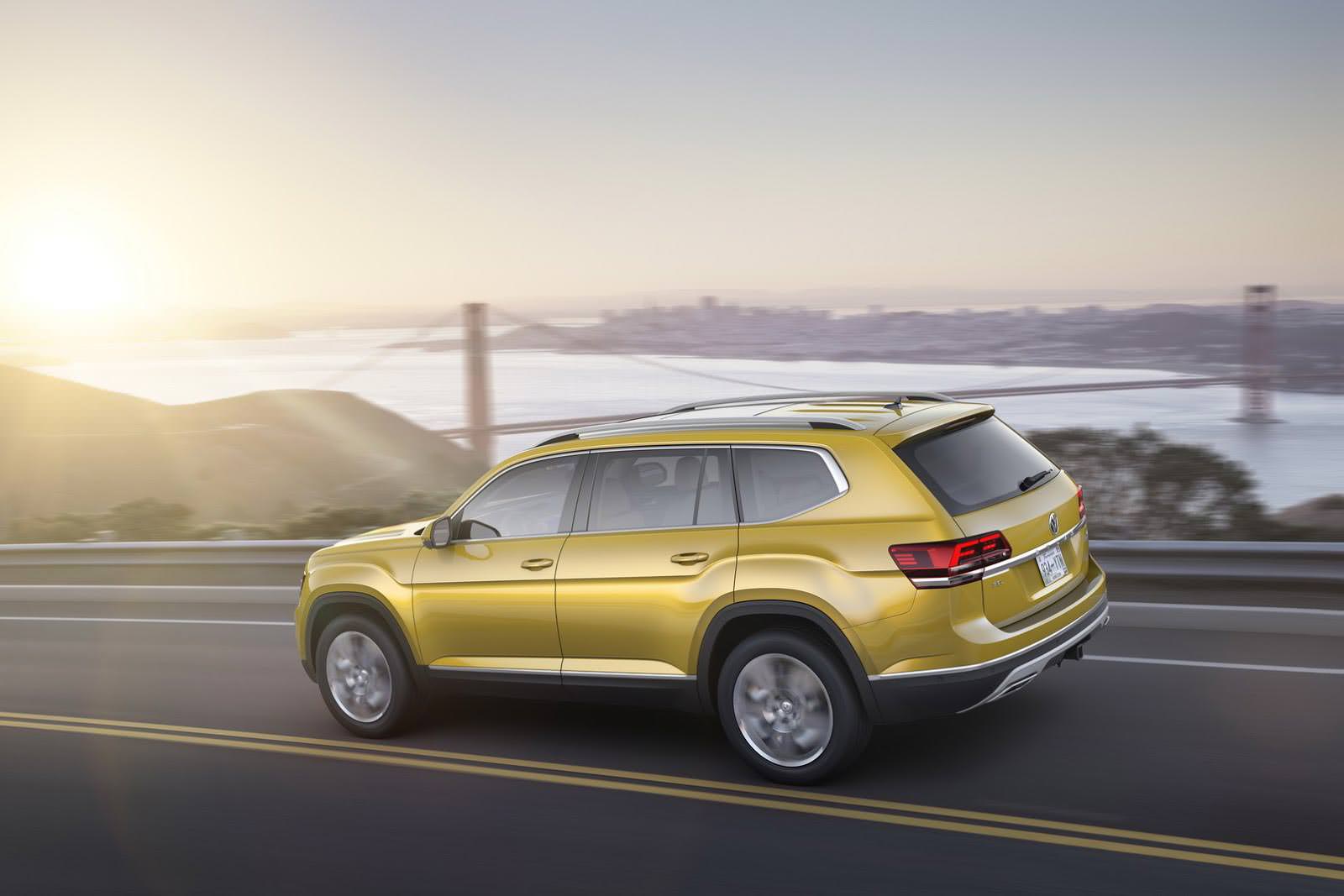 Новый семиместный кроссовер Volkswagen Atlas