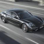 Новая Porsche Panamera Turbo. Вид спереди