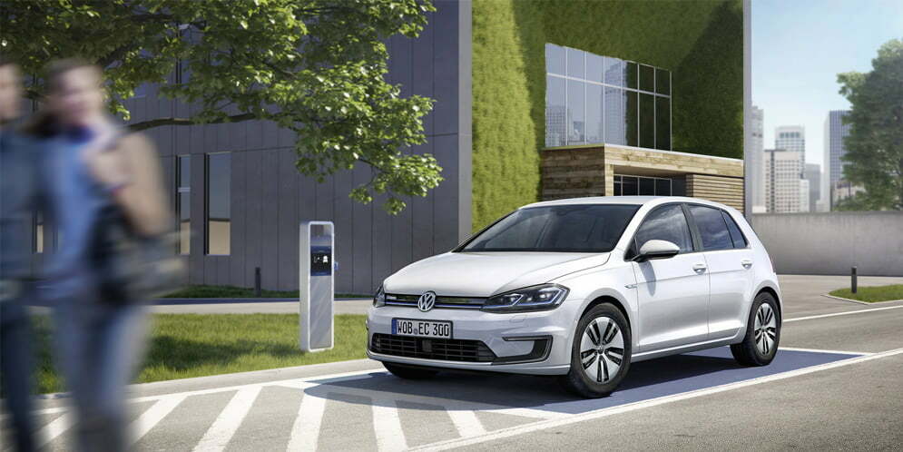 Электрический Volkswagen e-Golf 2017