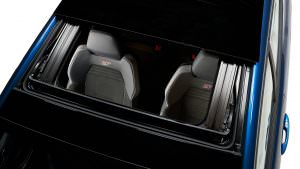 Люк в крыше Ford Fiesta ST