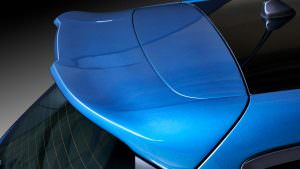 Спойлер на крыше