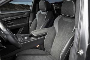 Салон Bentley Bentayga Black Edition от Mansory