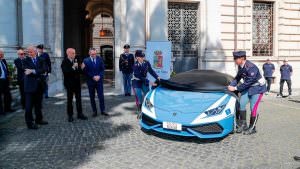 Полицейский Lamborghini Huracan