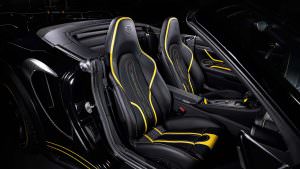 Сиденья TechArt в салоне Porsche 911 Turbo Cabriolet