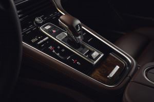 Центральная консоль Porsche Panamera Sport Turismo