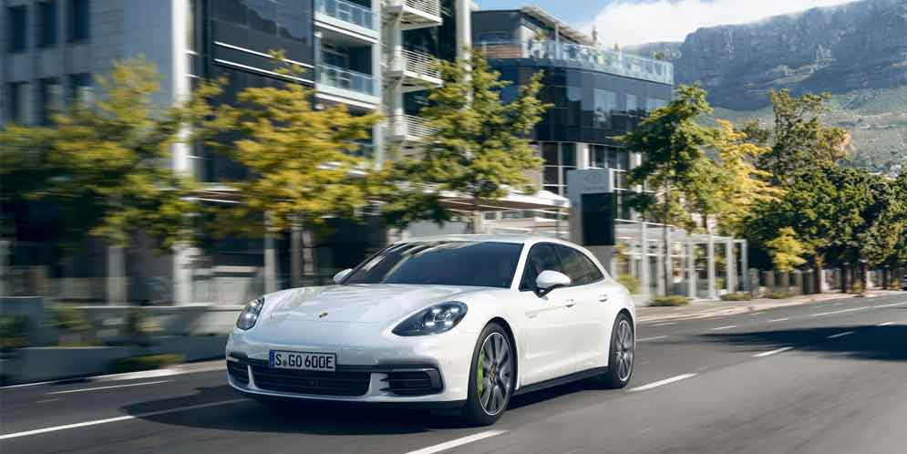 Универсал Porsche Panamera Sport Turismo официально | цена
