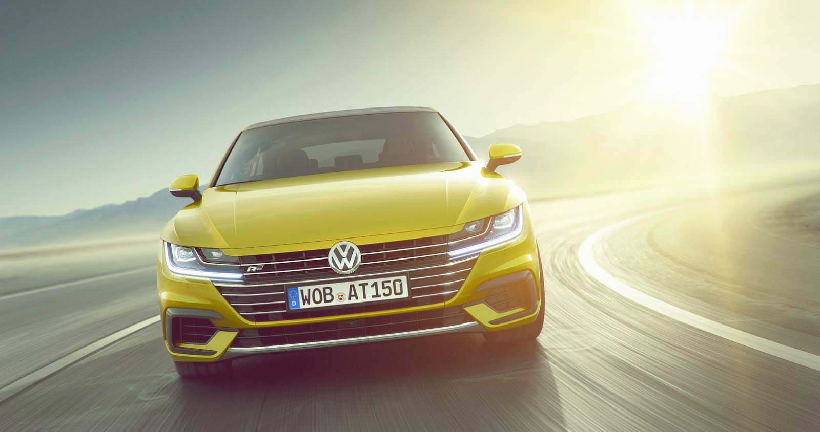 Купеобразный седан Volkswagen Arteon