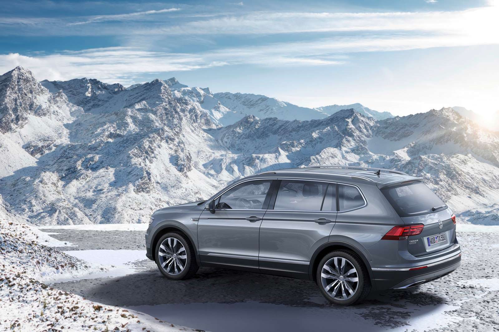 VW Tiguan Allspace с удлиненной колесной базой
