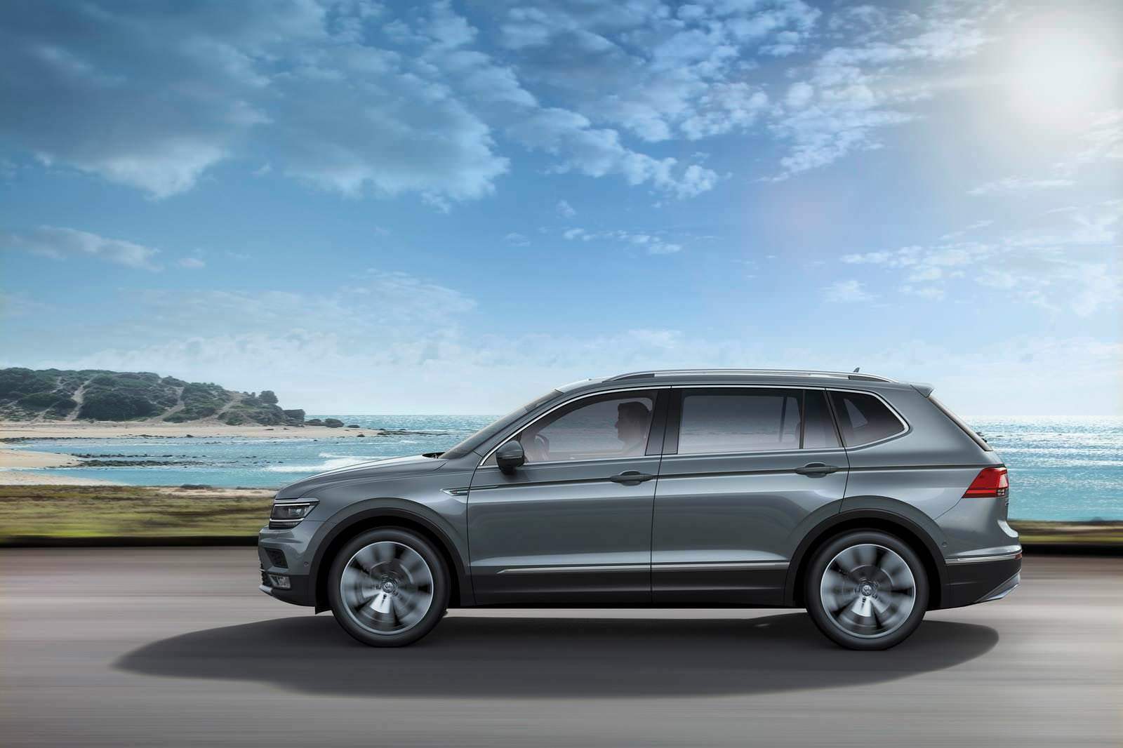 Семиместный Volkswagen Tiguan Allspace