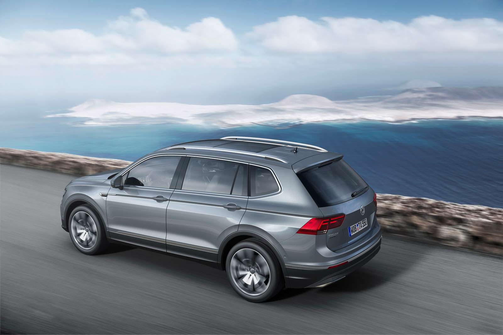 Семиместный Volkswagen Tiguan Allspace для Европы