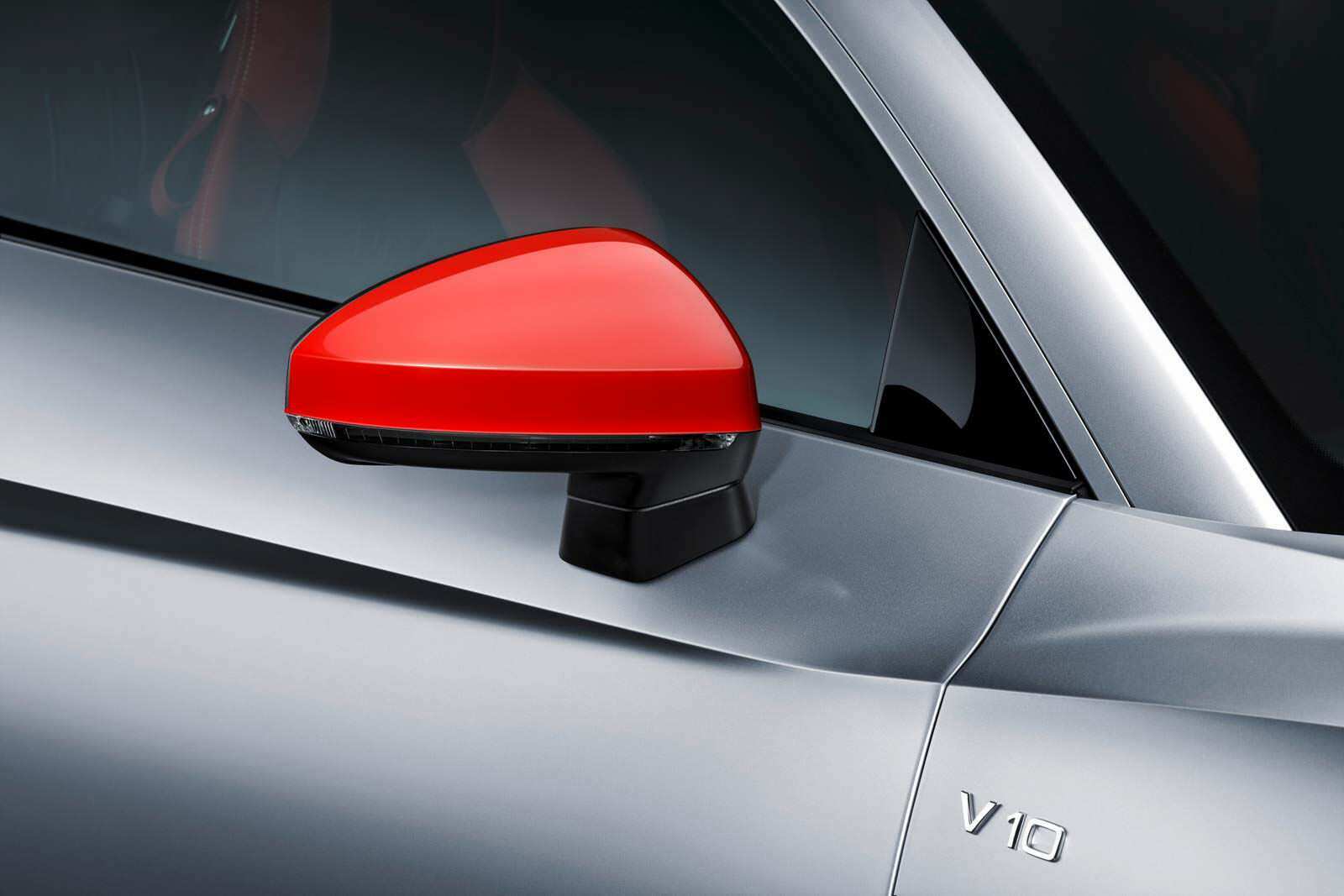 Фото | Красные зеркала Audi R8 Audi Sport