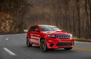 Фото | Jeep Grand Cherokee Trackhawk на трассе