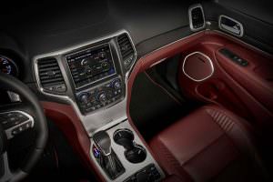 Фото | Кожаный салон Jeep Grand Cherokee Trackhawk