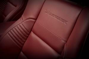 Фото | Красная кожа в салоне Jeep Grand Cherokee Trackhawk