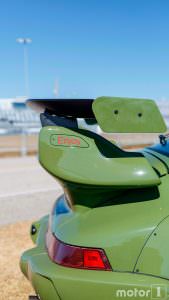 Огромный спойлер RWB Porsche 911 (964)