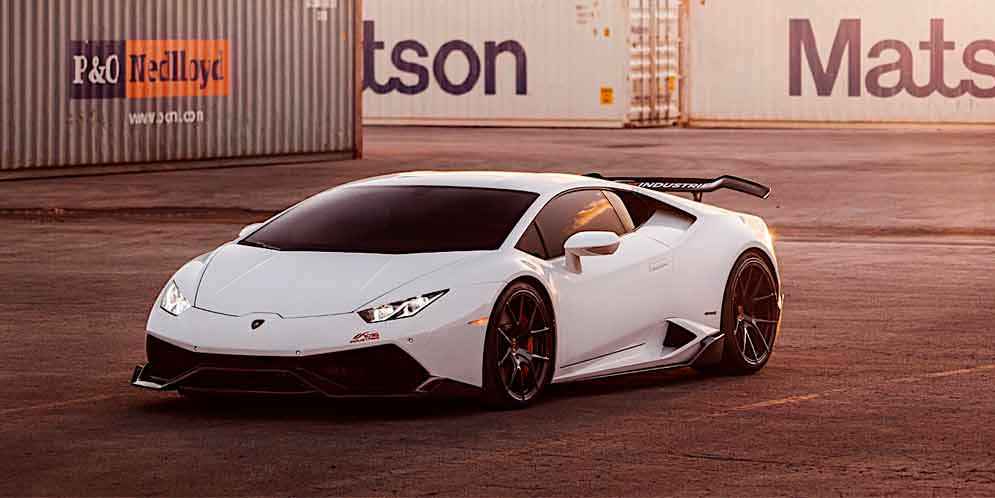 В 1016 Industries подготовили тюнинг Lamborghini Huracan