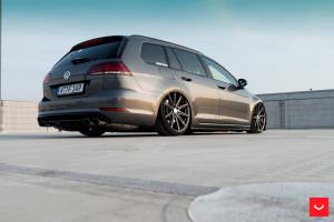 Универсал с пневмоподвеской Volkswagen Golf R Variant 2017