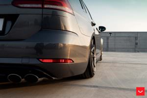 Цвет кузова Deep Black Pearl