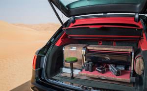 Bentley Bentayga с экипировкой для соколиной охоты