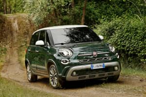 Почти кроссовер Fiat 500L Cross. 2017 год