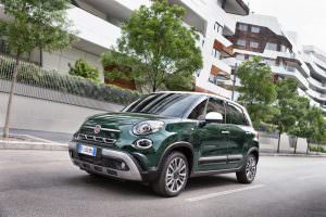 Компактвэн Fiat 500L Cross. 2017 год