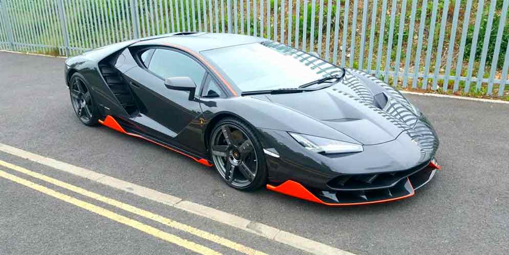 Первый Lamborghini Centenario в Британии | фото, цена