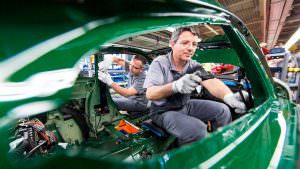 Сборка миллионного Porsche 911 Carrera S в Цуффенхаузене